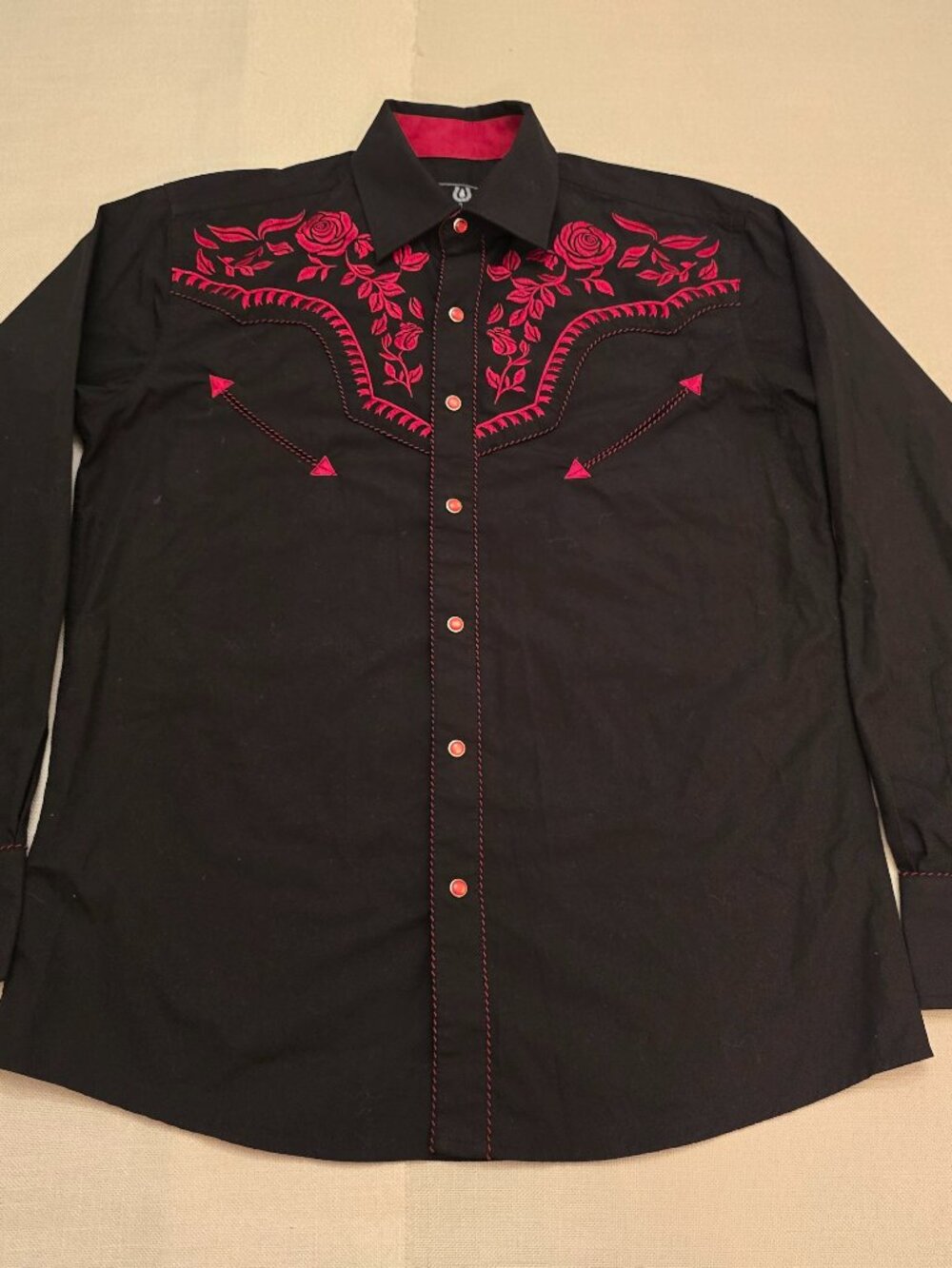 Western-core Salvaje Oeste rose embroidered pearl snap